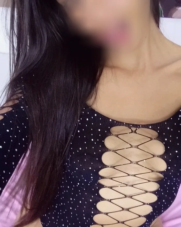 Anja, 25