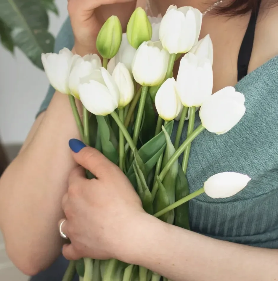 Dilara, 23
