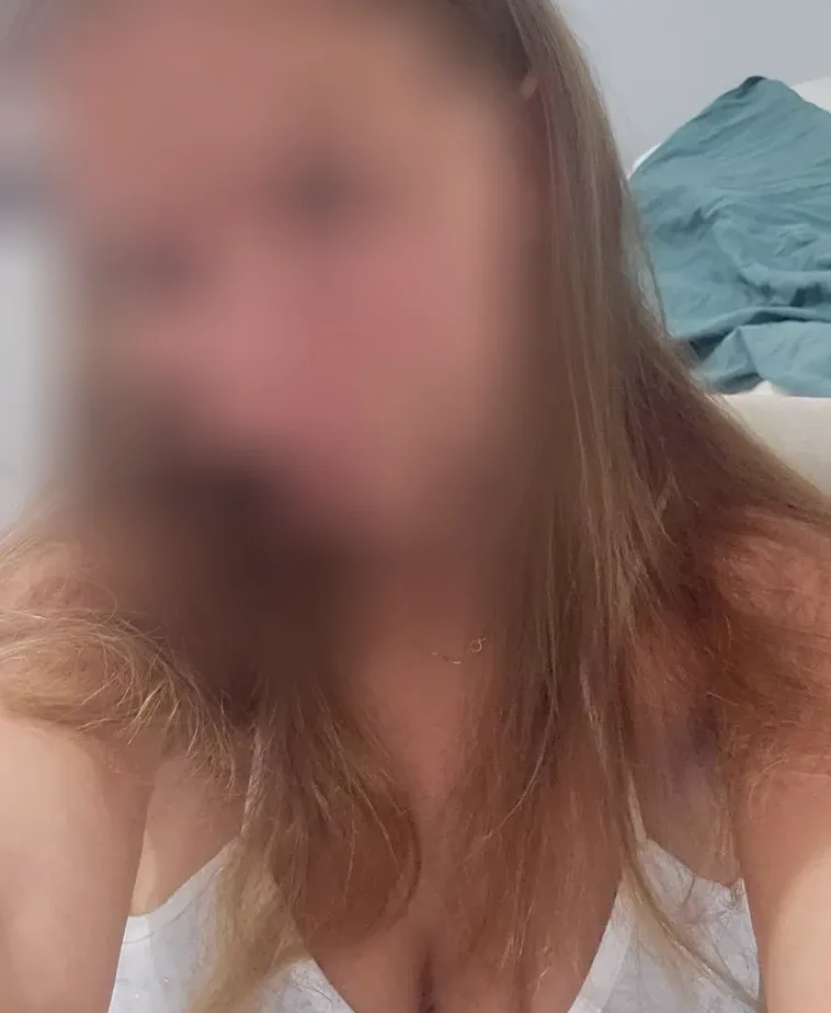 Ida, 22